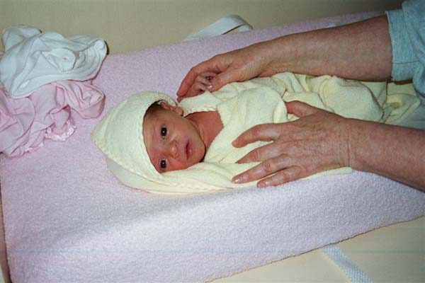 005_First_Bath